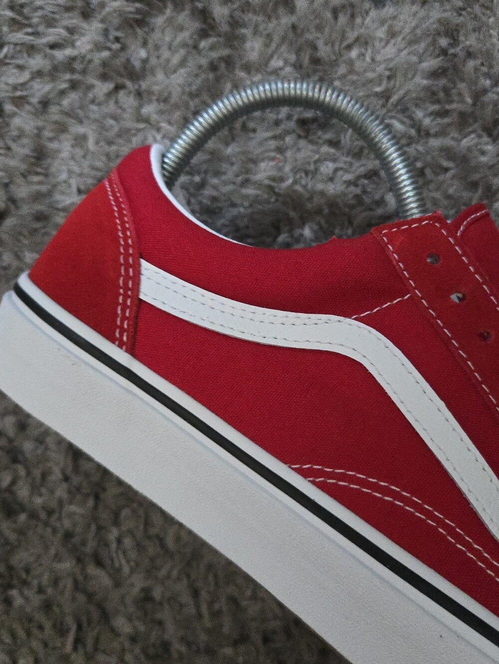 Vans Old Skool Women Size 11 Racing Red True White Classic 072026 - Picture 4 of 8